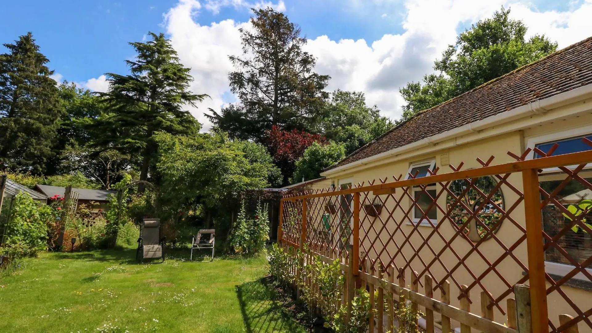 Little Timbers Villa Ringwood Holiday home