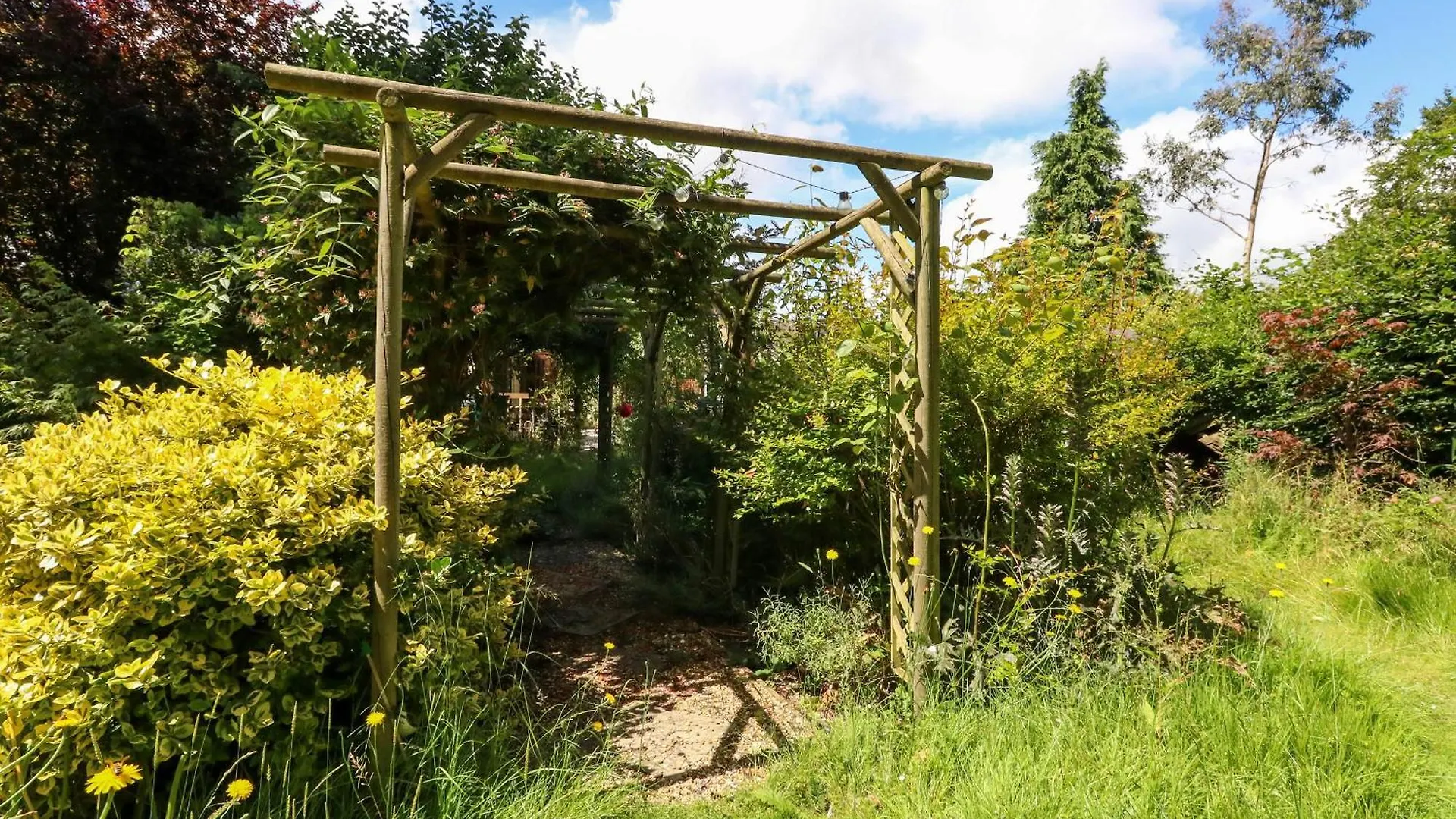 Little Timbers Villa Ringwood